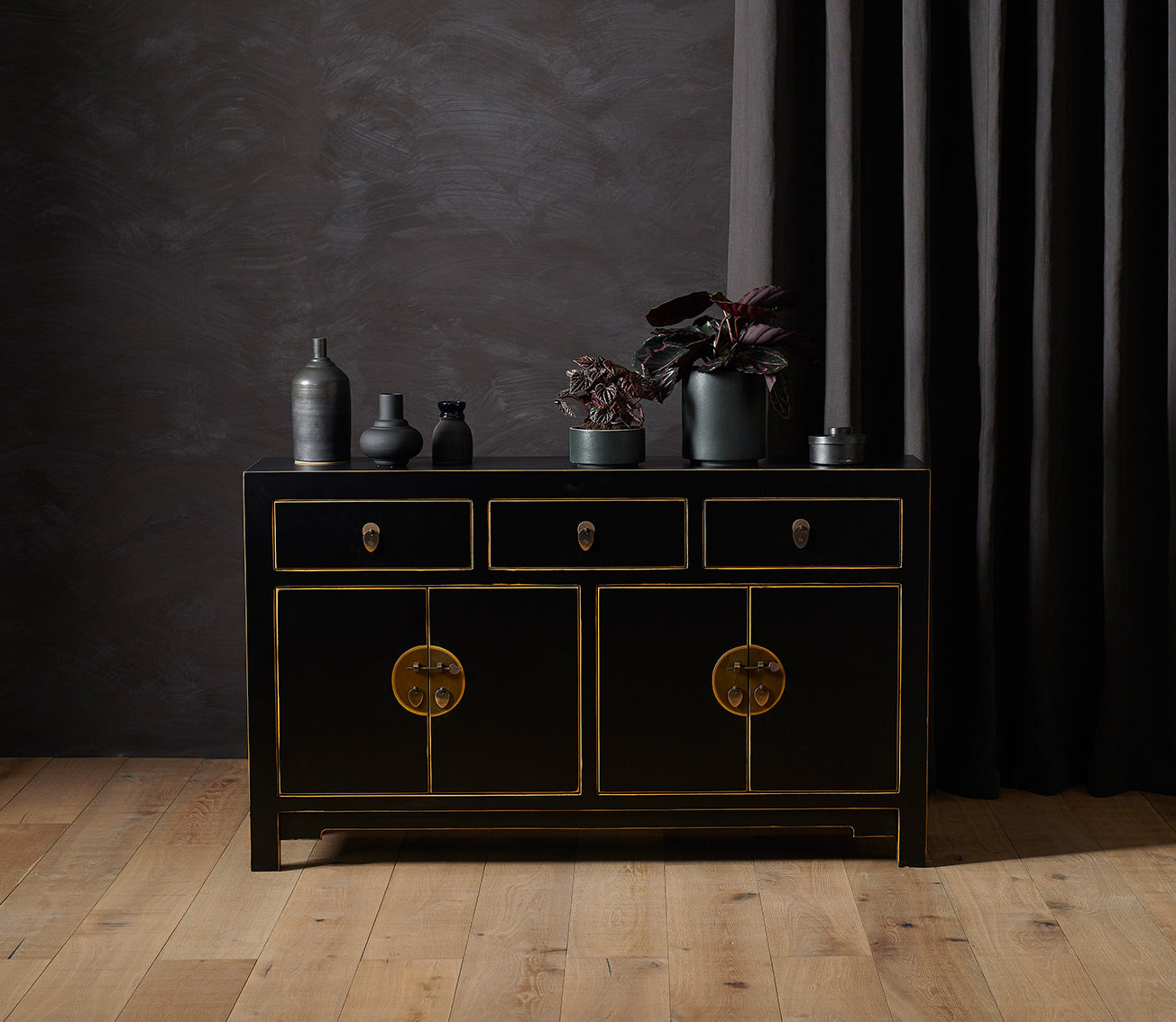 Qing black and gilt sideboard, large